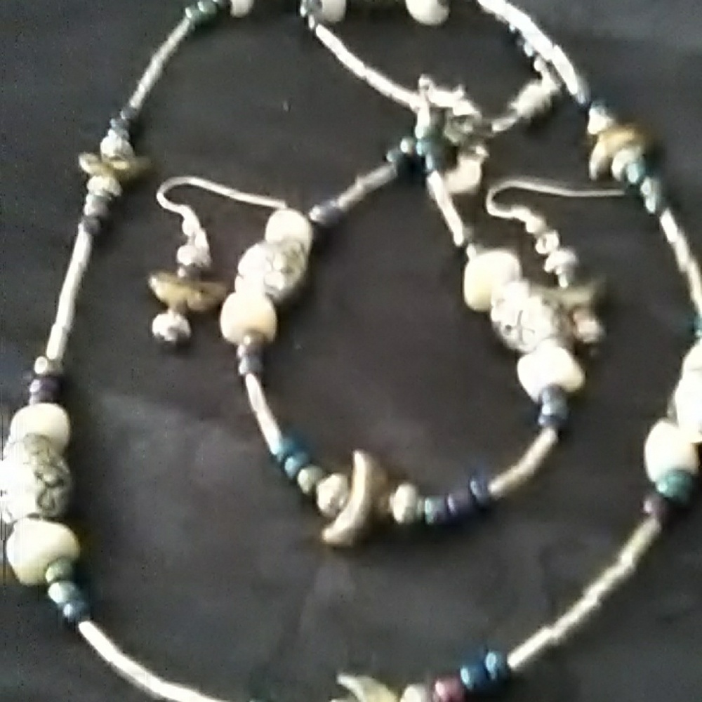 Blue moon necklace set